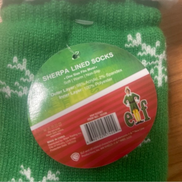 Buddy & Papa Elf Faux Sherpa Lined Soft Non-Slip Green Women's Slipper Socks NWT - Picture 4 of 4